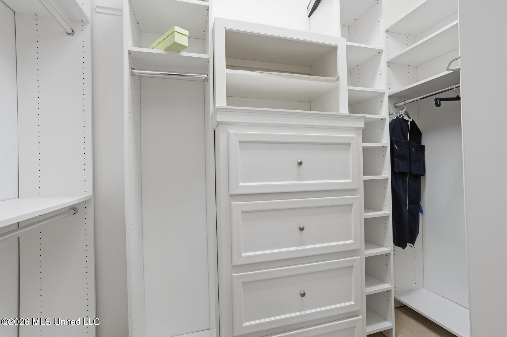 1641 Acadia Court Jackson, MS 39211 - Photo 21 of 28 Primary Walk-In Closet