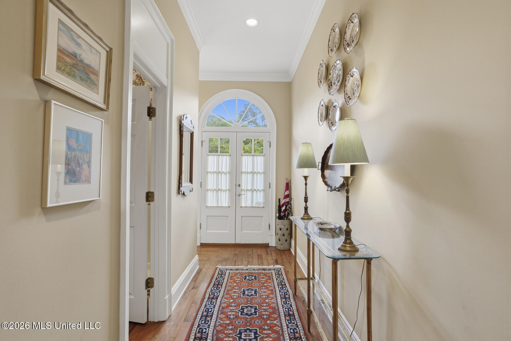 1641 Acadia Court Jackson, MS 39211 - Photo 4 of 28 Foyer