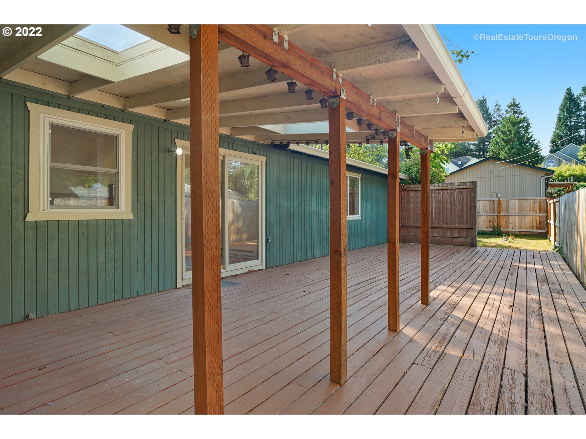 7624 Southwest Taylors Ferry Road Portland, OR 97223 - Photo 26 of 31 Gallery Image 26