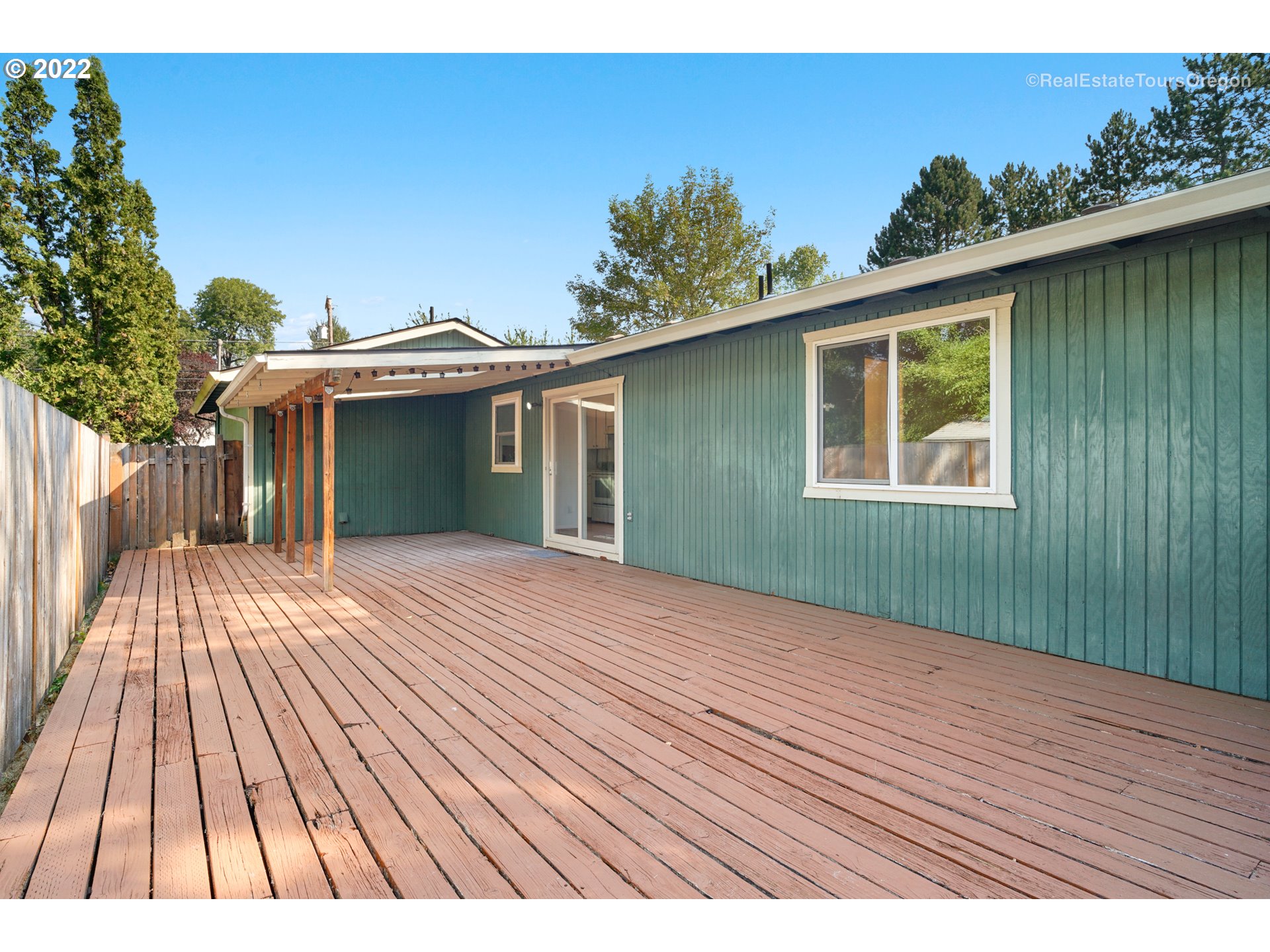7624 Southwest Taylors Ferry Road Portland, OR 97223 - Photo 27 of 31 Gallery Image 27