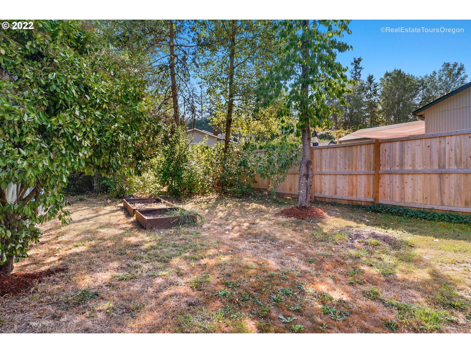 7624 Southwest Taylors Ferry Road Portland, OR 97223 - Photo 30 of 31 Gallery Image 30
