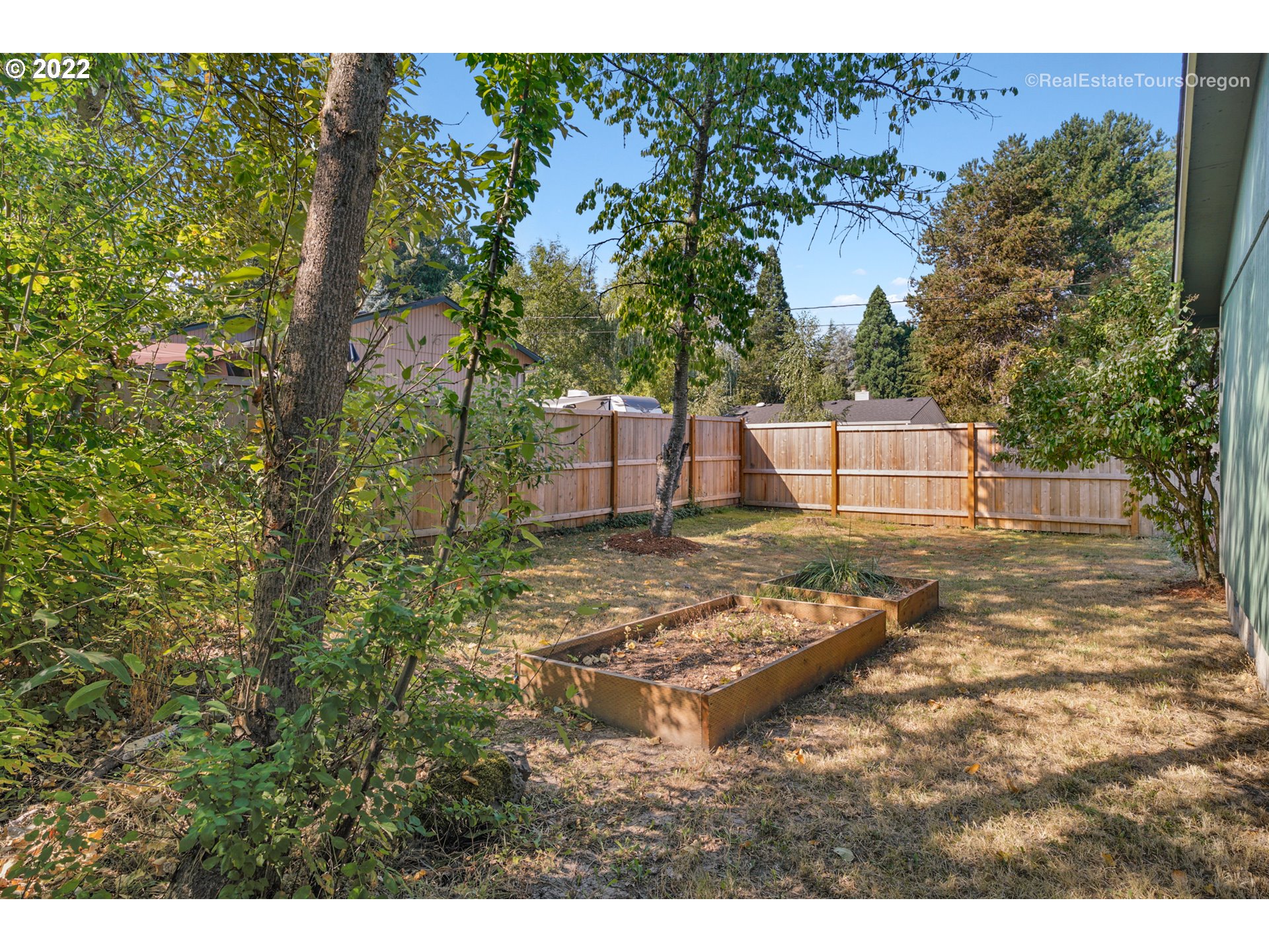 7624 Southwest Taylors Ferry Road Portland, OR 97223 - Photo 31 of 31 Gallery Image 31