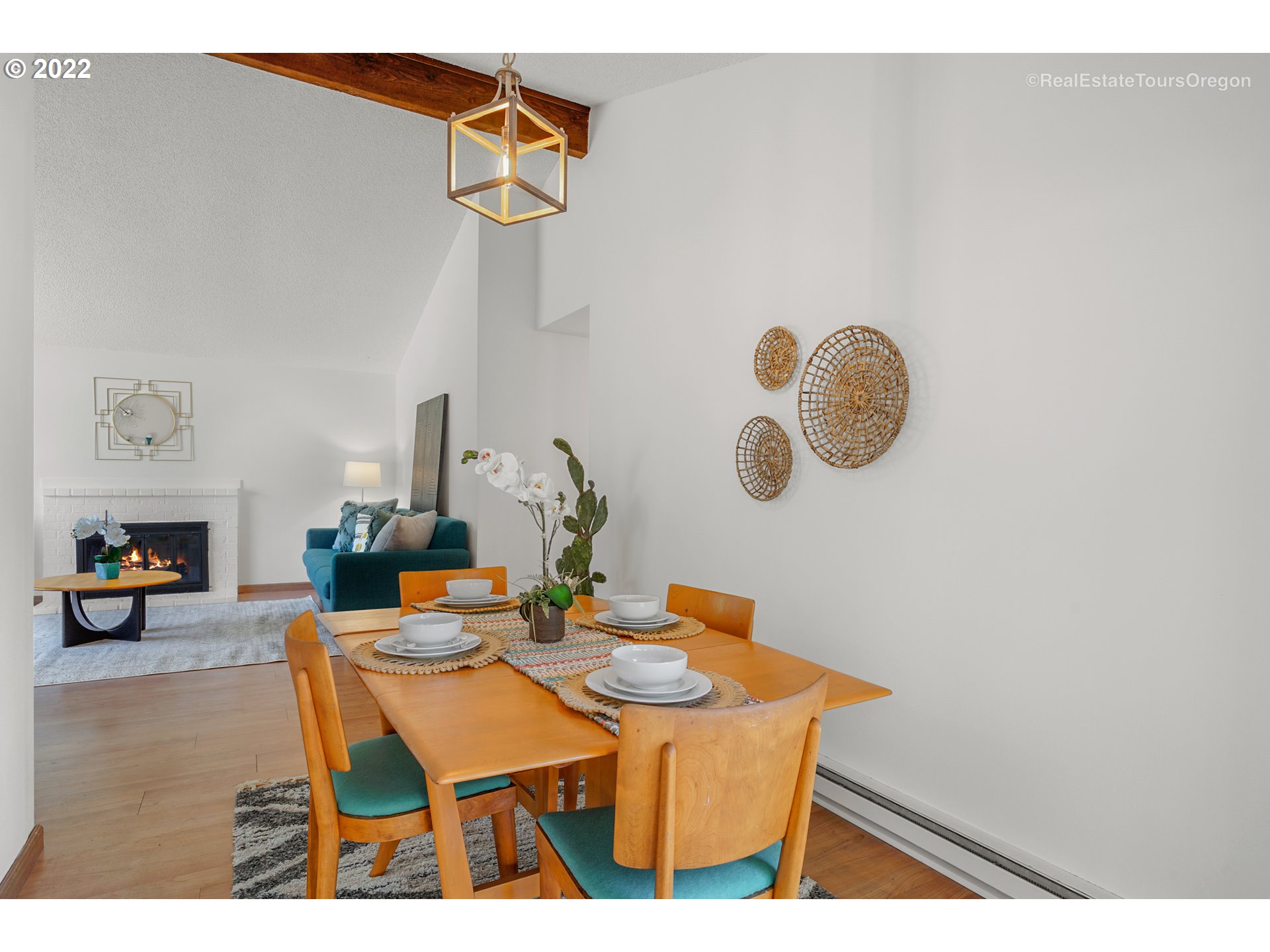 7624 Southwest Taylors Ferry Road Portland, OR 97223 - Photo 10 of 31 Gallery Image 10