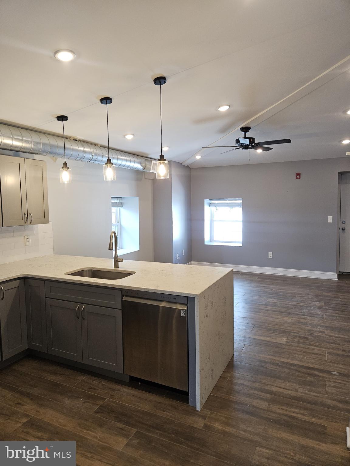 59 High Street, Unit H Philadelphia, PA 19144 - Photo 3 of 21