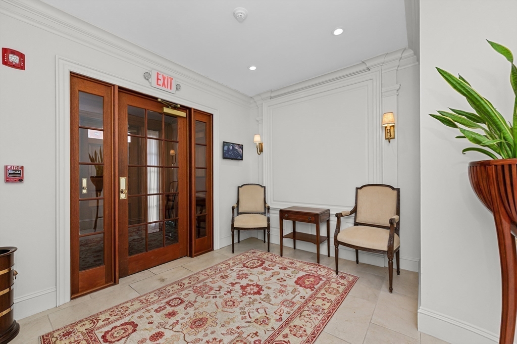 404 Beacon Street, Unit 3 Boston, MA 02115 - Photo 21 of 22