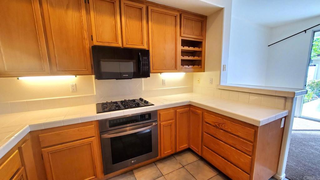 1667 Plover Court Carlsbad, CA 92011 - Photo 5 of 30