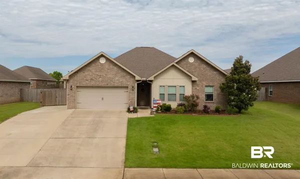 $395,000 | 21737 Yosemite Boulevard, Fairhope, AL 36532