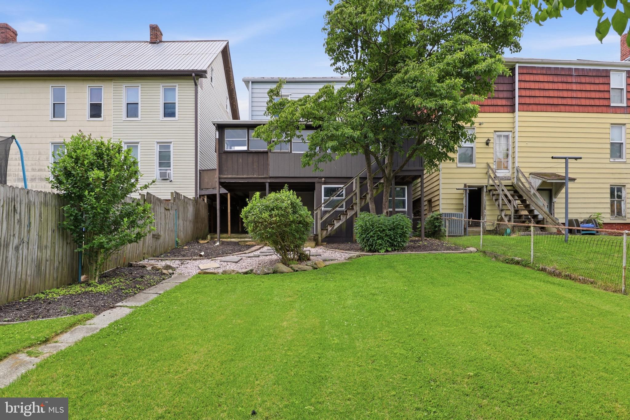 105 East Maple Street Dallastown, PA 17313 - Photo 34 of 54