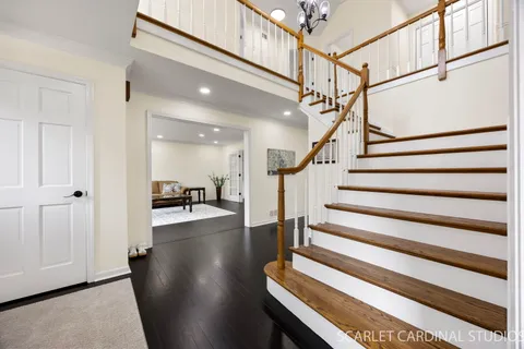$1,020,000 | 4042 Broadmoor Circle, Naperville, IL 60564