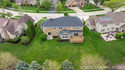 $1,020,000 | 4042 Broadmoor Circle, Naperville, IL 60564