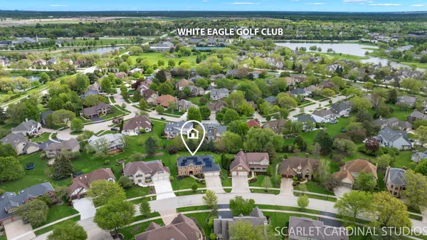 $1,020,000 | 4042 Broadmoor Circle, Naperville, IL 60564