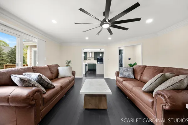 $1,020,000 | 4042 Broadmoor Circle, Naperville, IL 60564