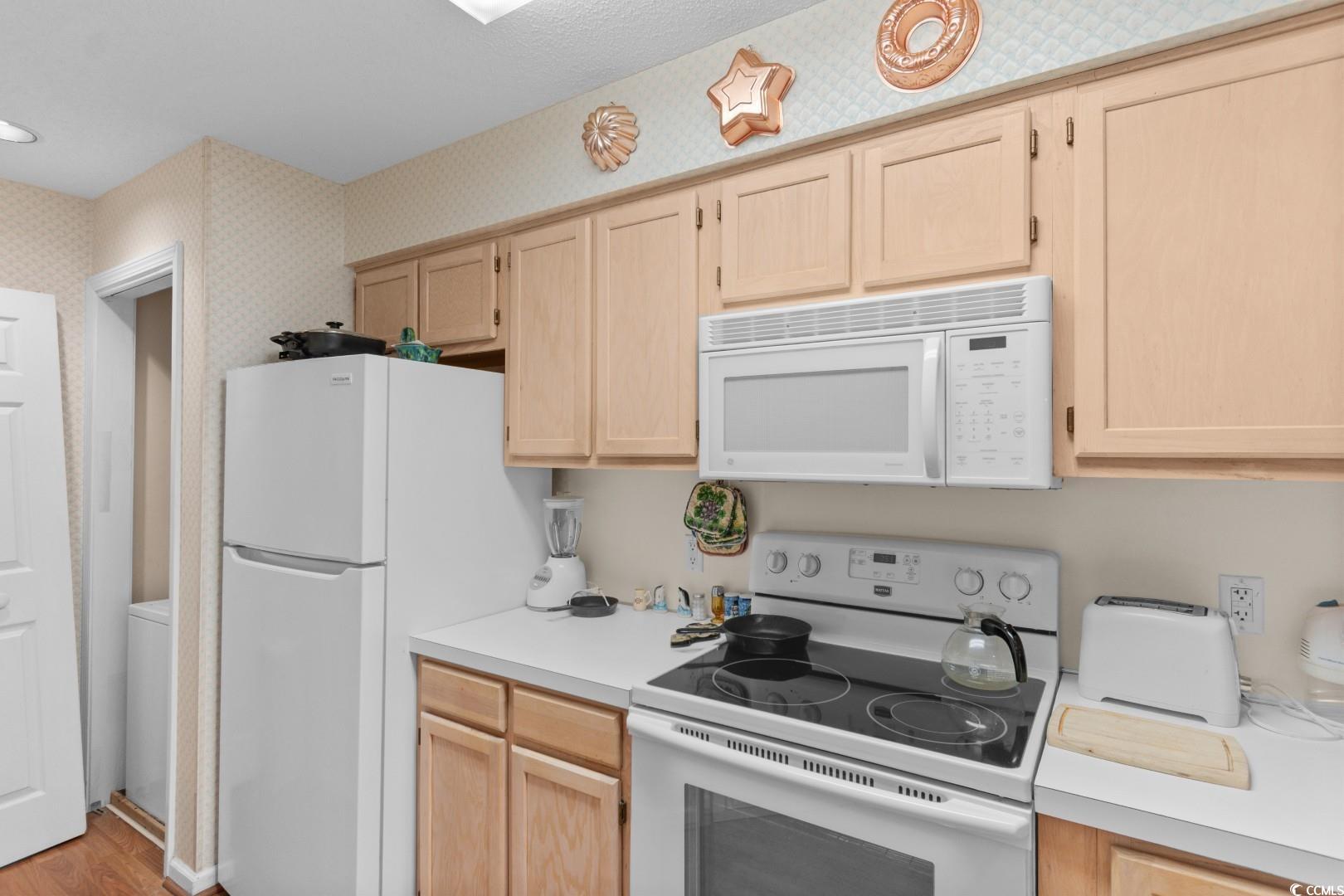 1900 Duffy Street, Unit D4 North Myrtle Beach, SC 29582 - Photo 9 of 38