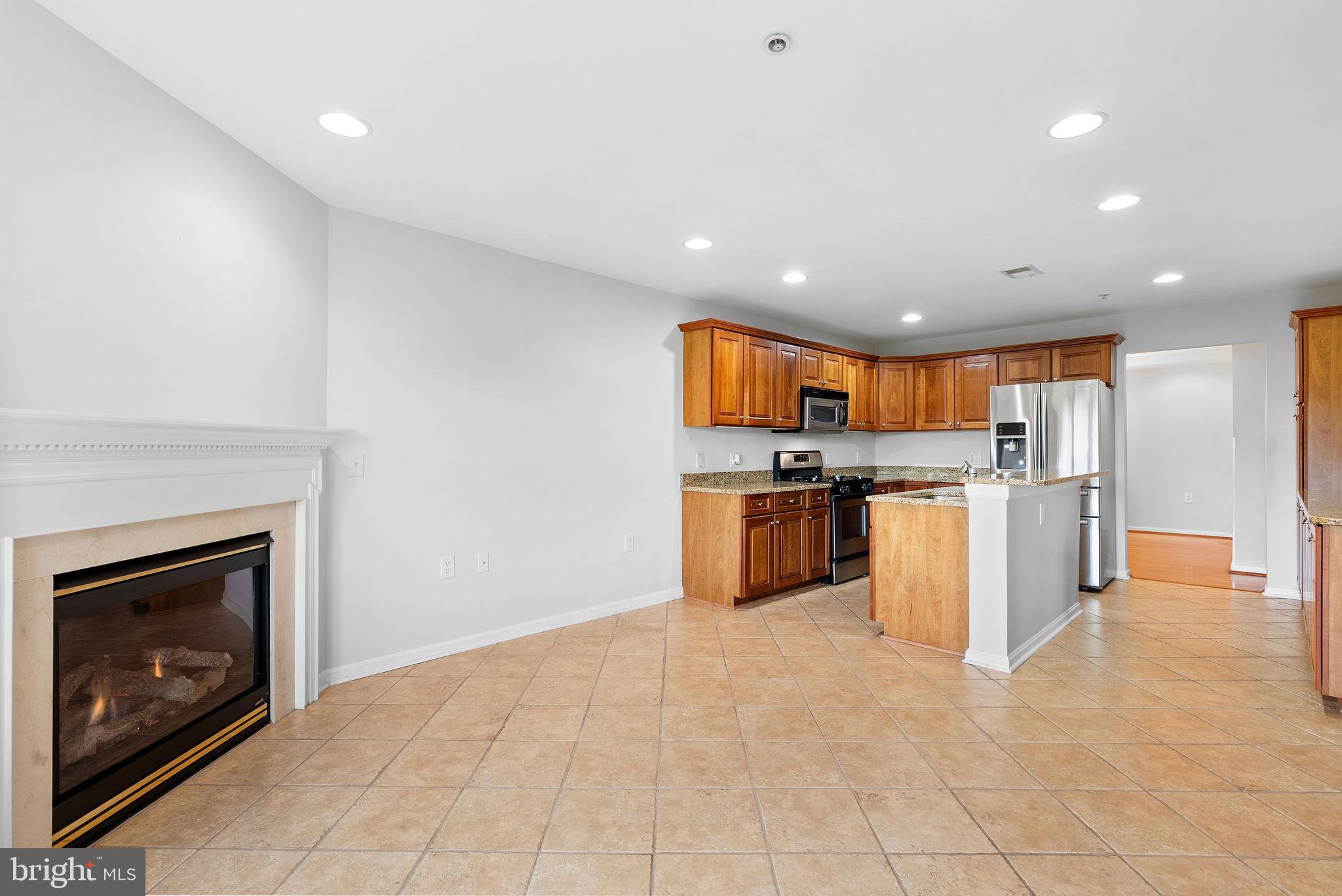 12246 Roundwood Road, Unit 506 Lutherville-Timonium, MD 21093 - Photo 12 of 32 Kitchen