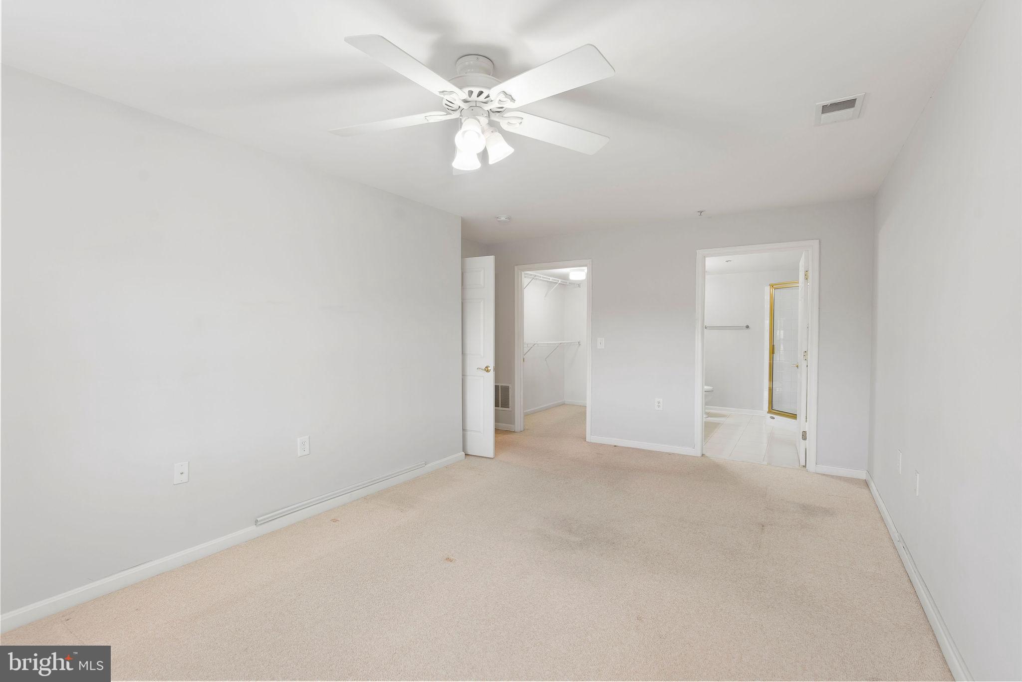 12246 Roundwood Road, Unit 506 Lutherville-Timonium, MD 21093 - Photo 20 of 32 Primary Bedroom