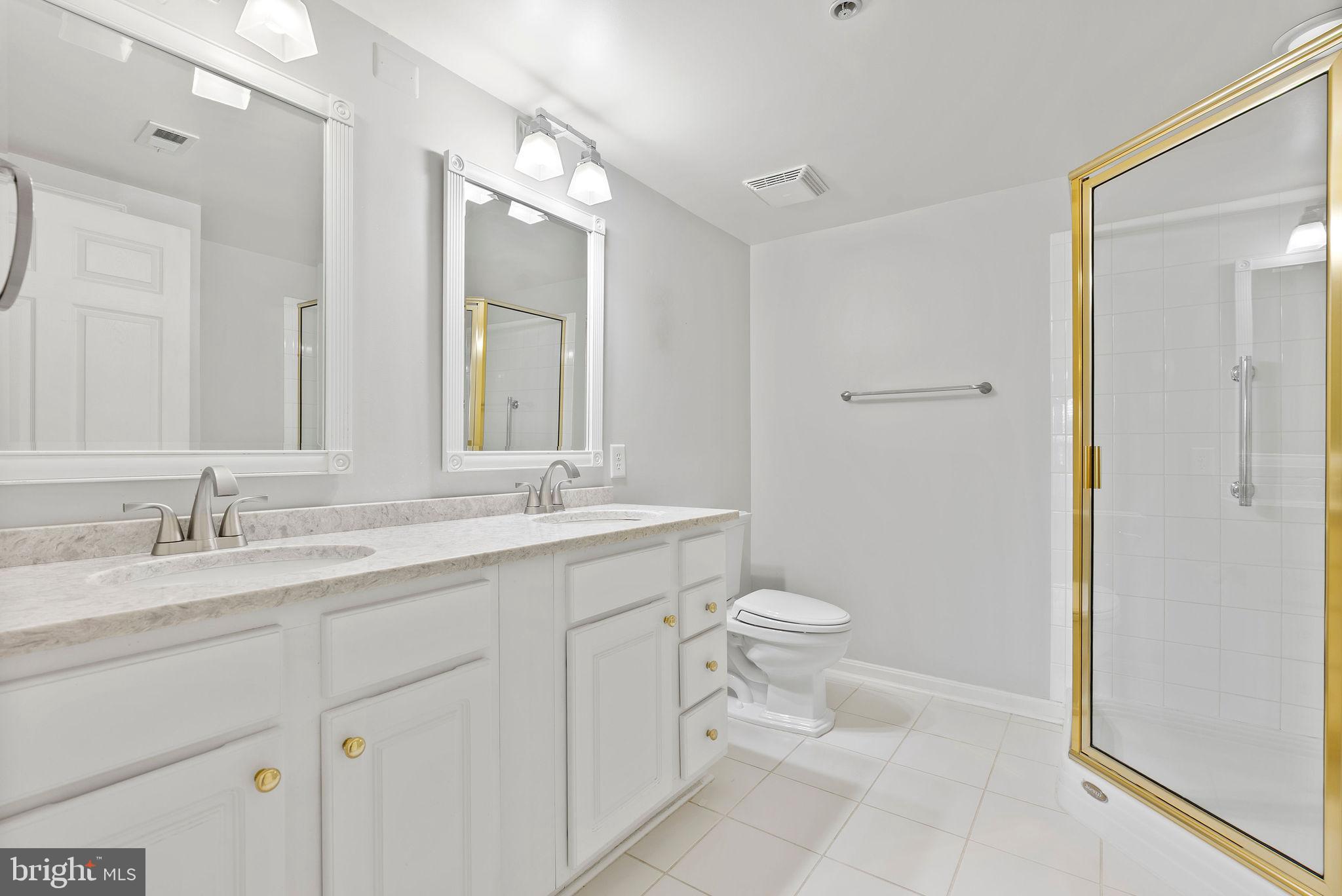 12246 Roundwood Road, Unit 506 Lutherville-Timonium, MD 21093 - Photo 22 of 32 Primary Bath w/ Double Sink