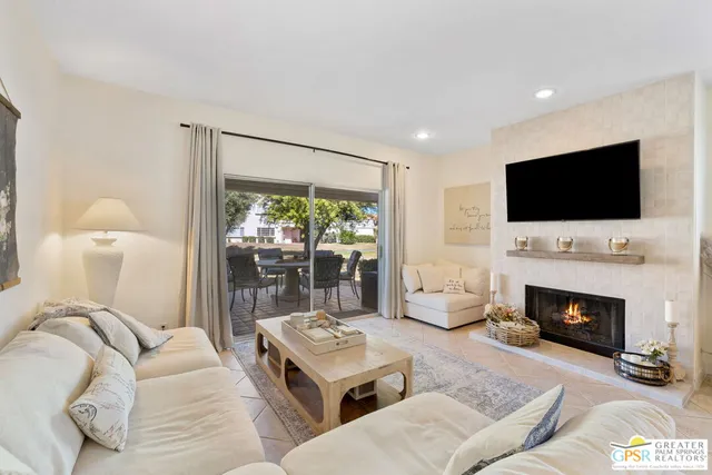 $573,000 | 237 Vista Royale Circle East, Palm Desert, CA 92211