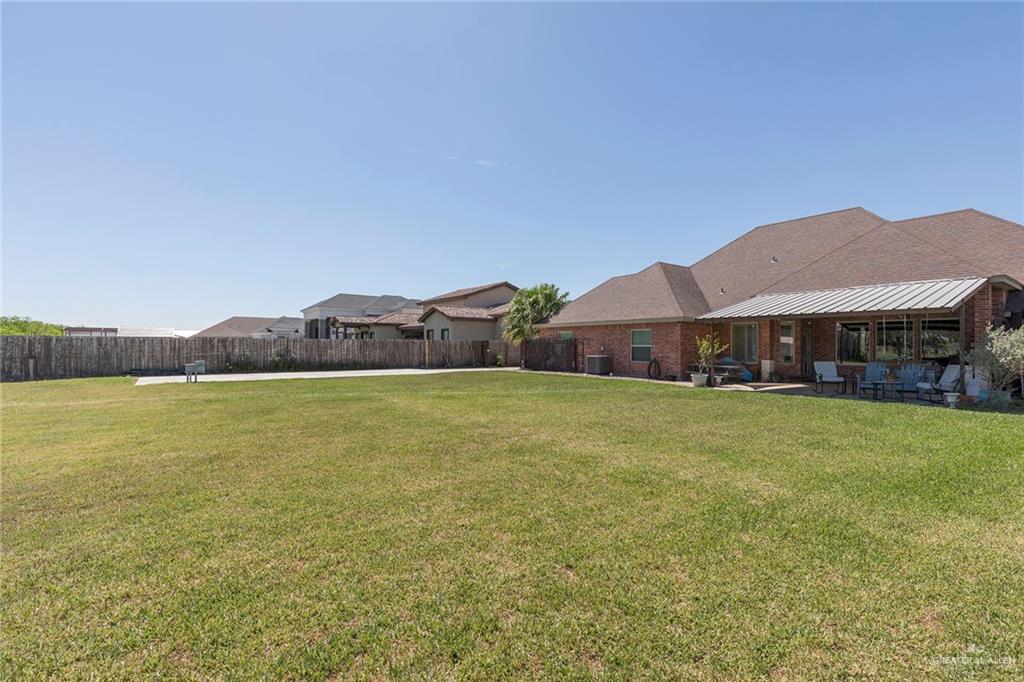 804 Splendor Boulevard Edinburg, TX 78542 - Photo 26 of 32