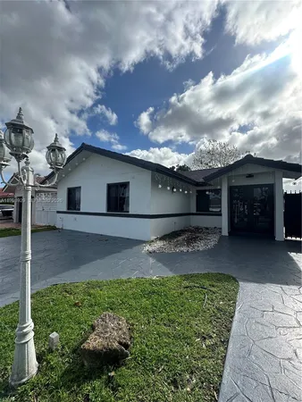 $850,000 | 5923 Southwest 147th Place, Miami, FL 33193