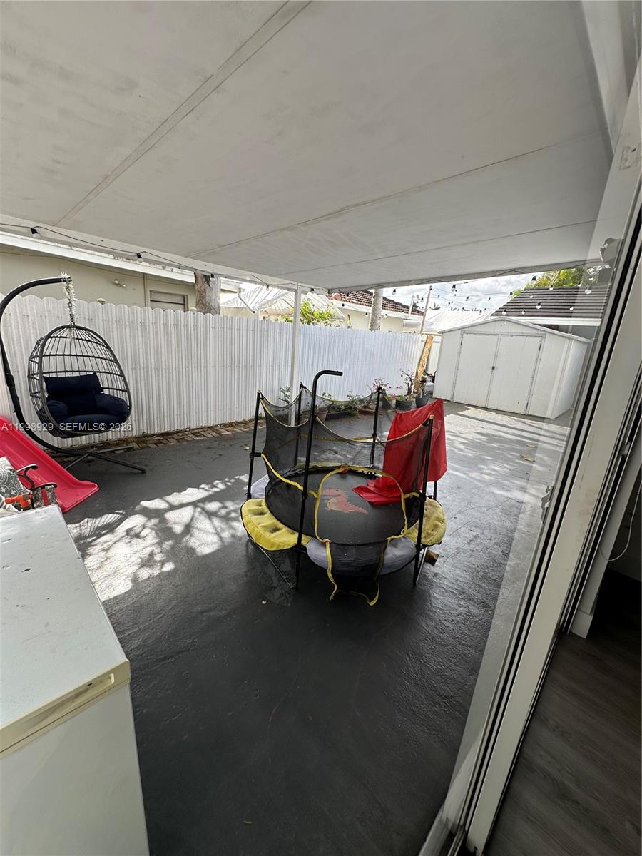 5923 Southwest 147th Place Miami, FL 33193 - Photo 24 of 35