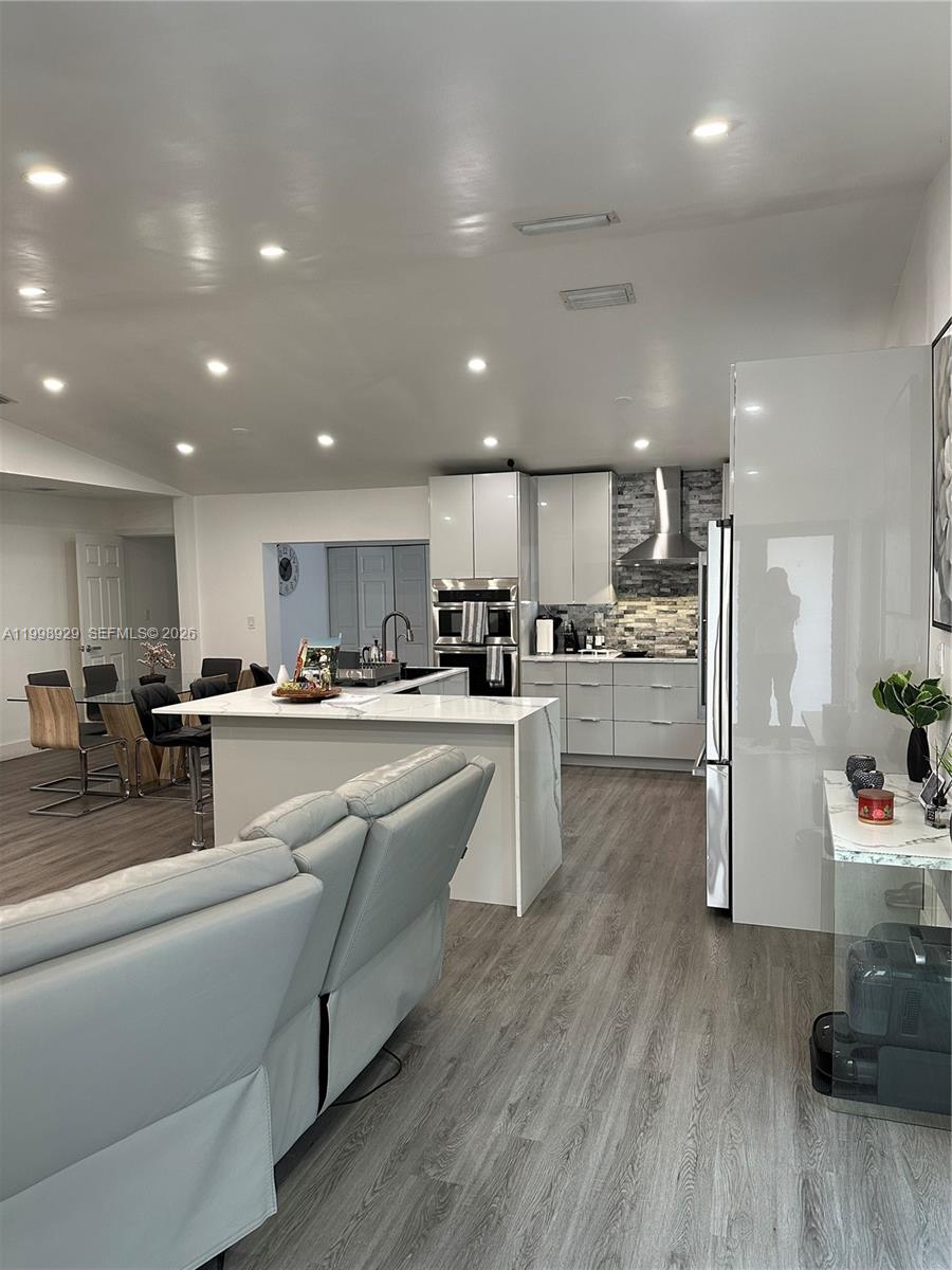 5923 Southwest 147th Place Miami, FL 33193 - Photo 5 of 35