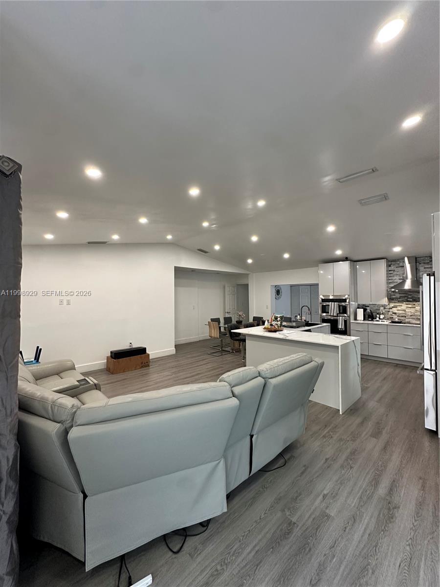 5923 Southwest 147th Place Miami, FL 33193 - Photo 7 of 35