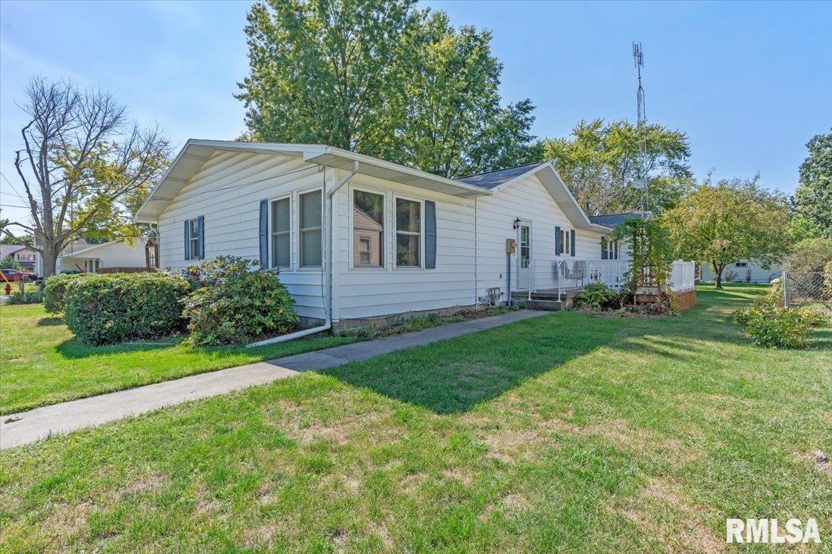 211 West Oak Street Palmyra, IL 62674 - Photo 32 of 36