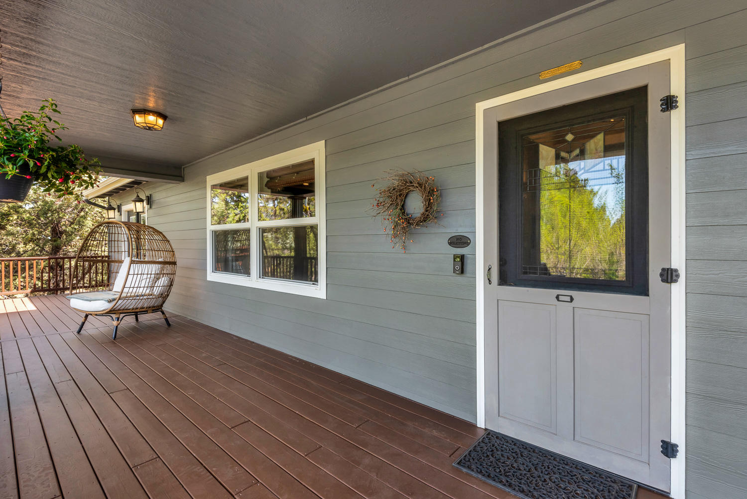 63410 Overtree Road Bend, OR 97701 - Photo 7 of 52 8
