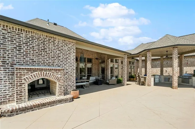 $1,375,000 | 109 Tchefuncta S Drive, Covington, LA 70433