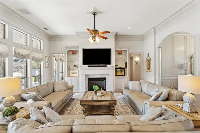 $1,375,000 | 109 Tchefuncta S Drive, Covington, LA 70433