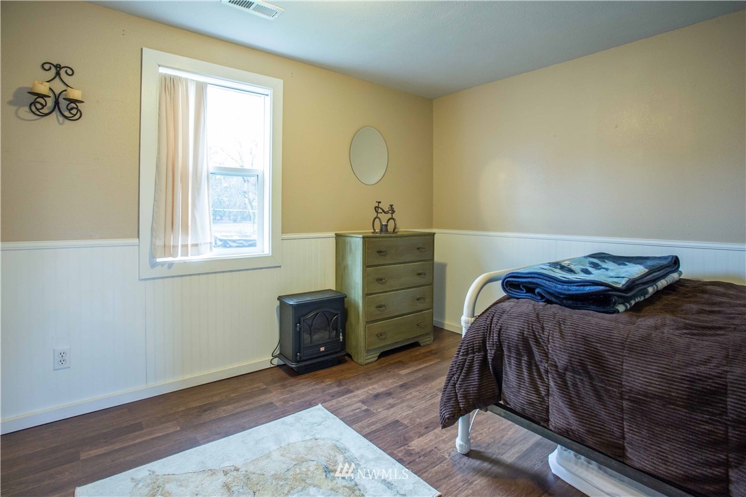 853 West Larson Road Bellingham, WA 98226 - Photo 7 of 29