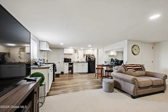 $650,000 | 7756 Highway 5, Clinton, NY 13323