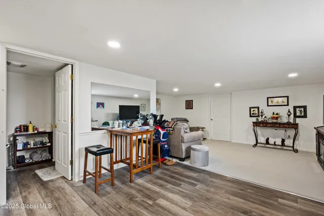 $650,000 | 7756 Highway 5, Clinton, NY 13323