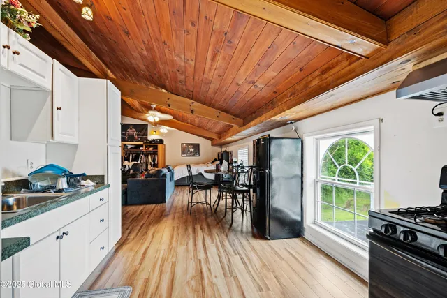 $650,000 | 7756 Highway 5, Clinton, NY 13323