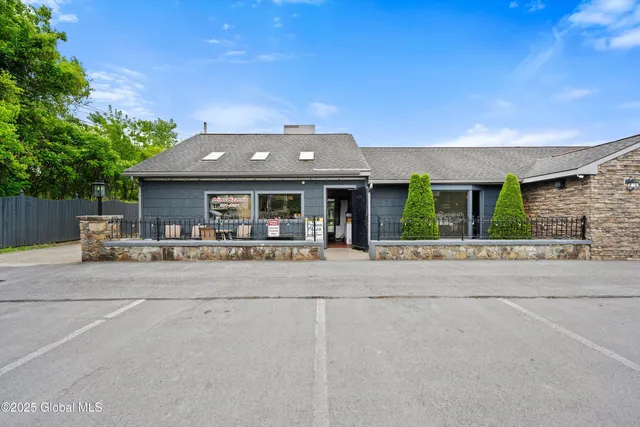 $650,000 | 7756 Highway 5, Clinton, NY 13323