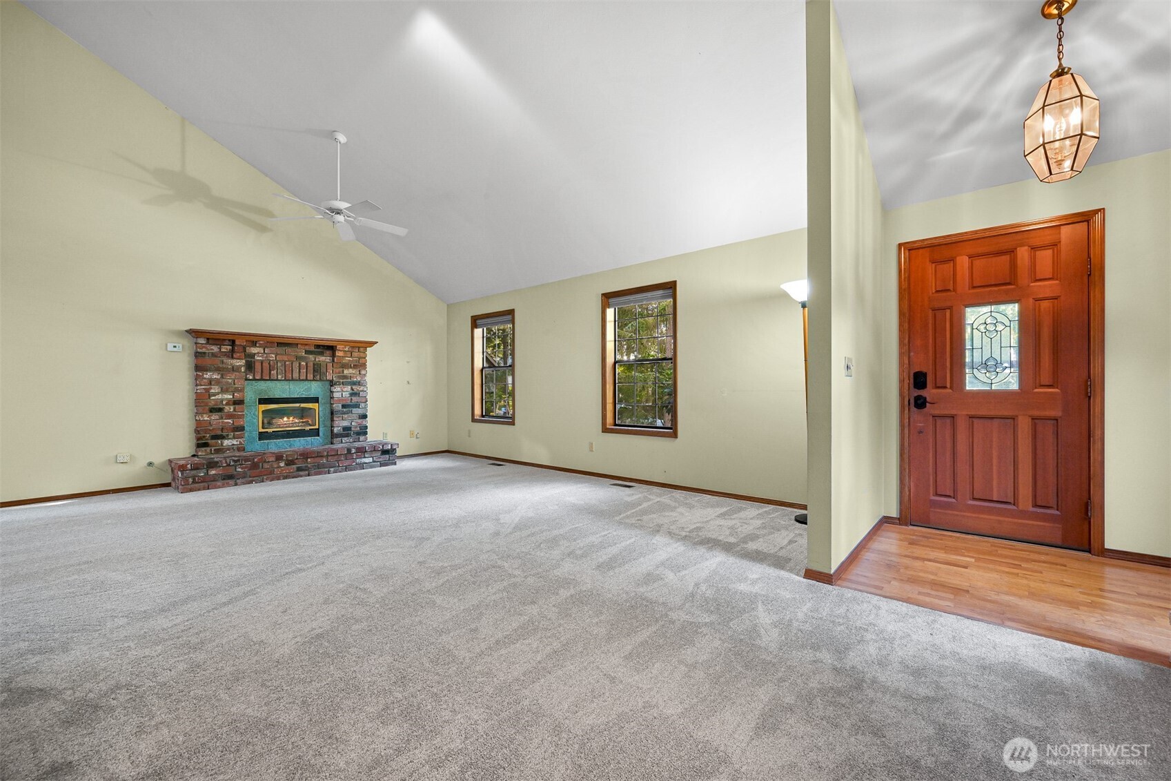 619 Canyon View Road Bellingham, WA 98225 - Photo 4 of 36 Gallery Image 4