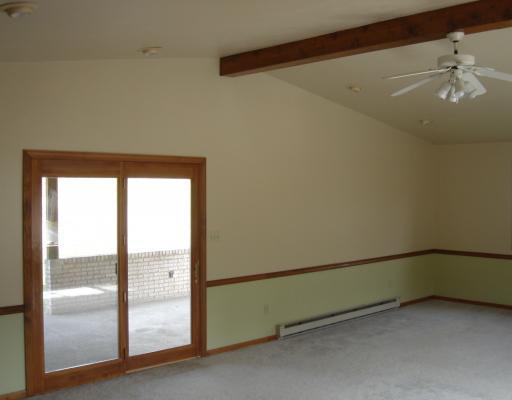 8444 Bull Creek Road Tarentum, PA 15084 - Photo 7 of 17 Den/Family/Great Room.