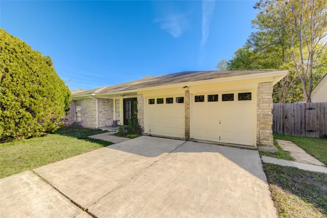 $2,000 | 4706 Kingussie Drive, Houston, TX 77084