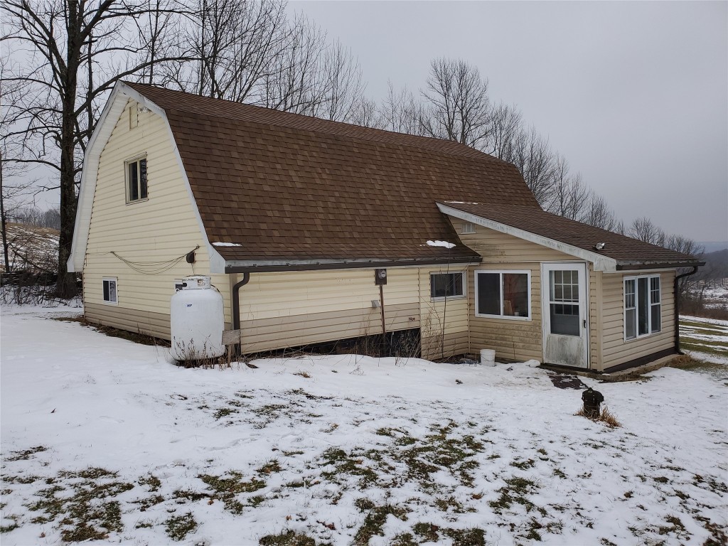 2491 Hamlin Road Montrose, PA 18801 - Photo 3 of 20 Gallery Image 3