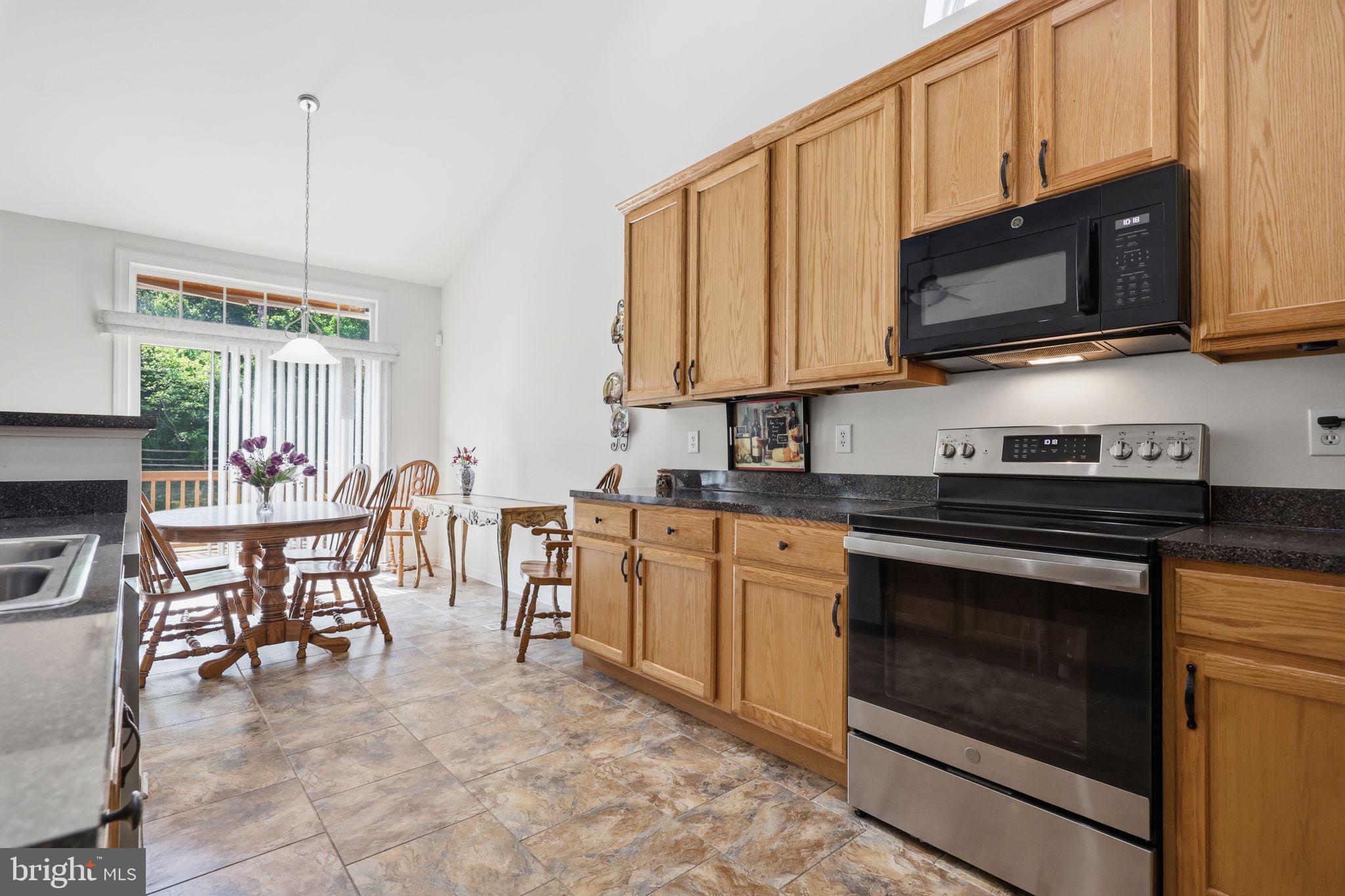 34 Virginia Drive Atco, NJ 08004 - Photo 10 of 42 kitchen