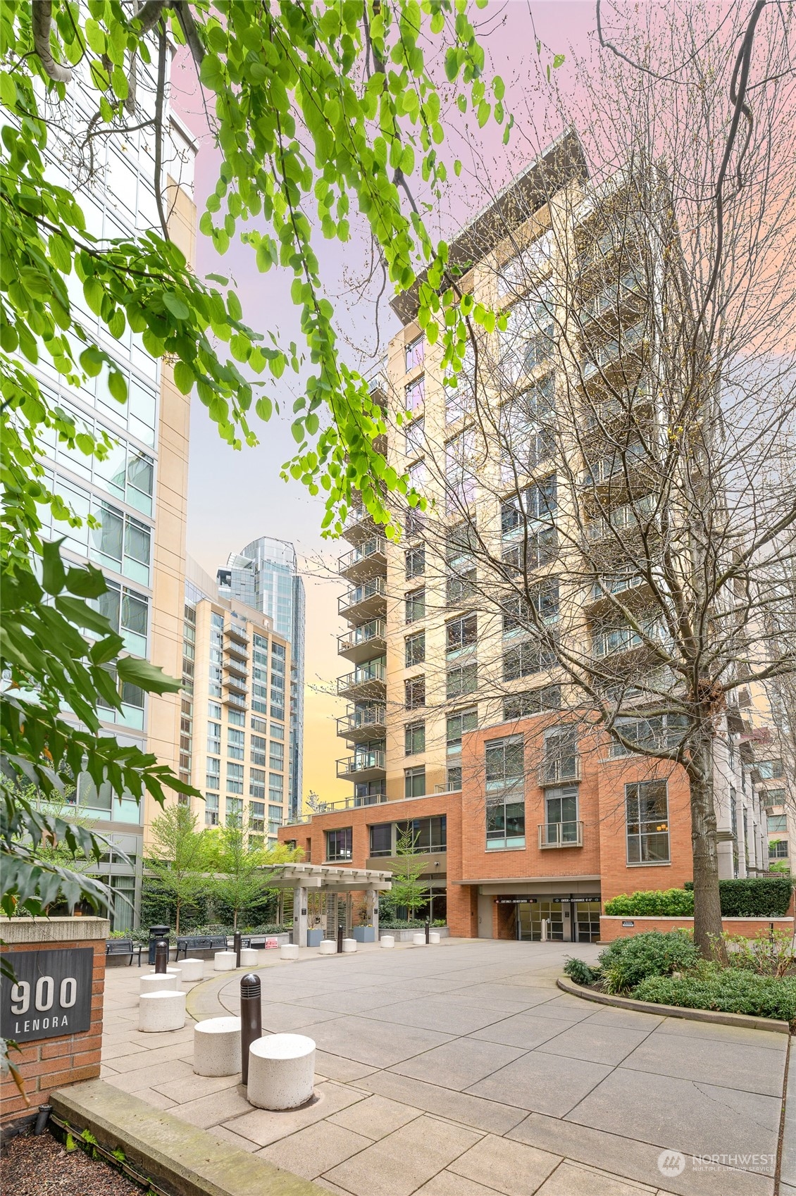 910 Lenora Street, Unit S907 Seattle, WA 98121 - Photo 1 of 38 a front view of a building with street view
