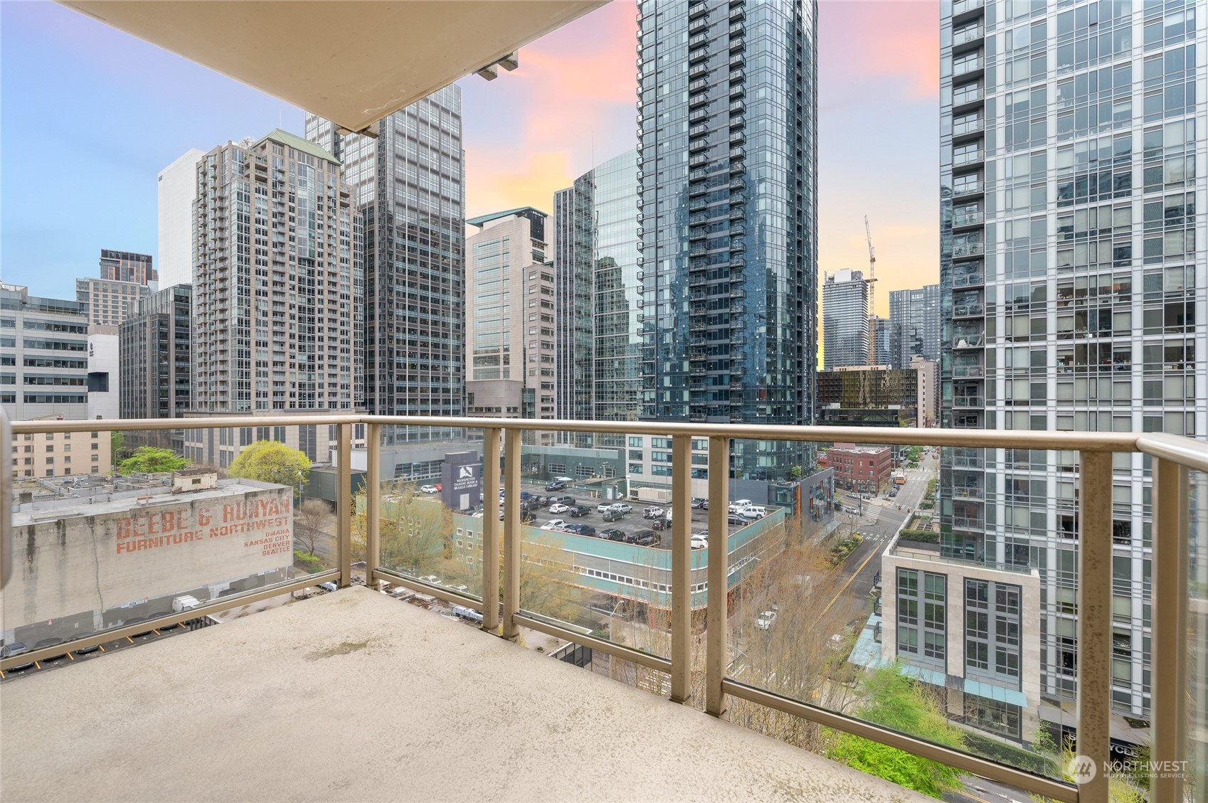 910 Lenora Street, Unit S907 Seattle, WA 98121 - Photo 5 of 38 a view of balcony with city view