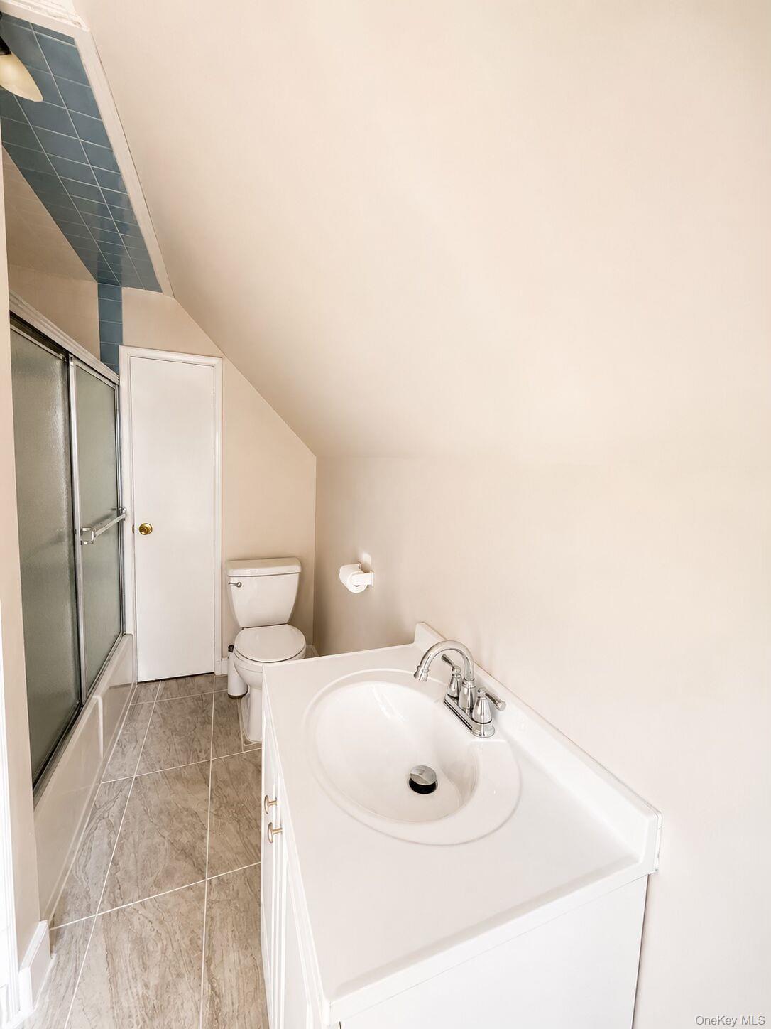 79 Division Street, Unit 3 New Rochelle, NY 10805 - Photo 14 of 17 Bathroom