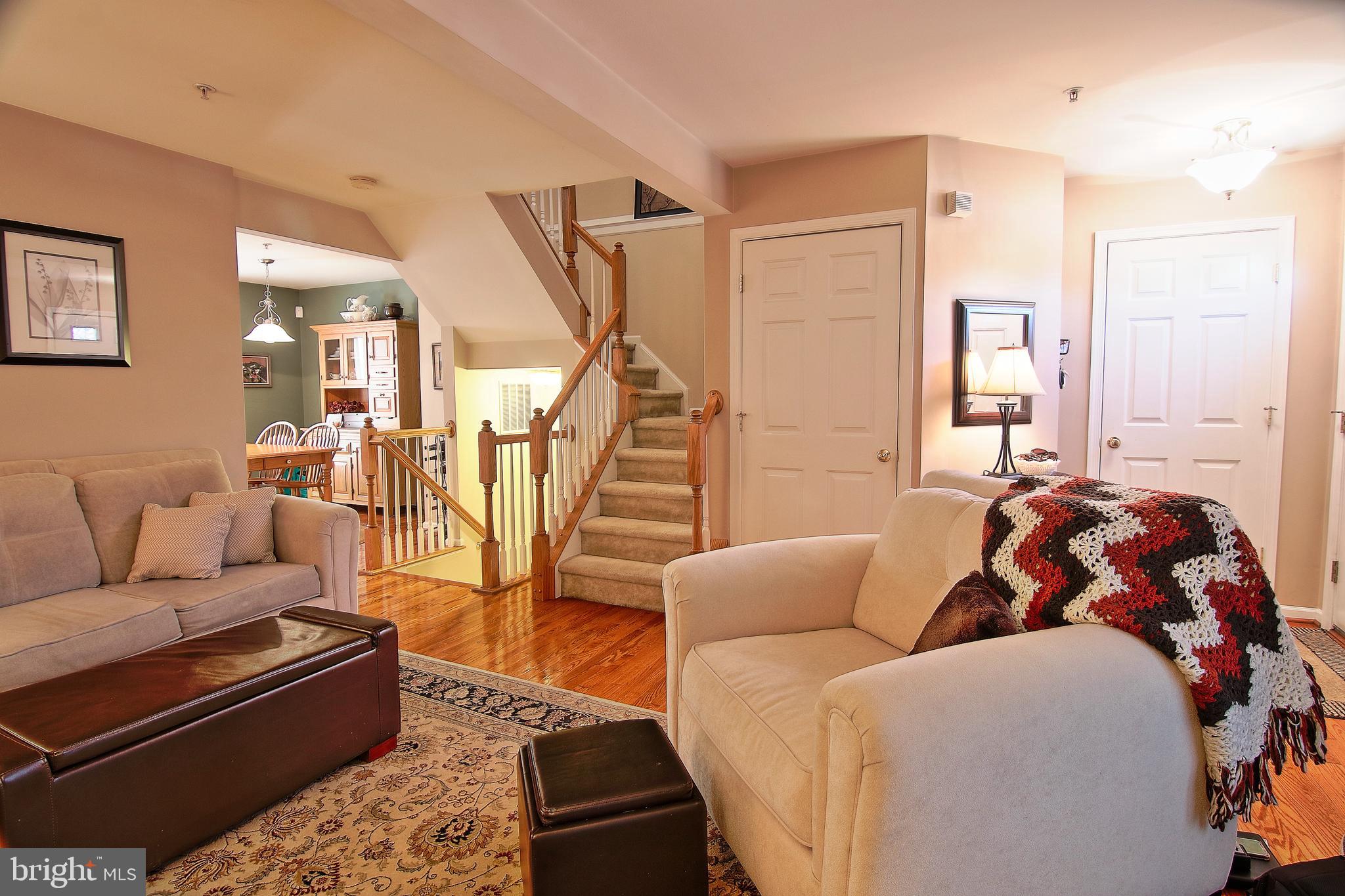 1406 Orchard View Road Reading, PA 19606 - Photo 5 of 25 Living Room