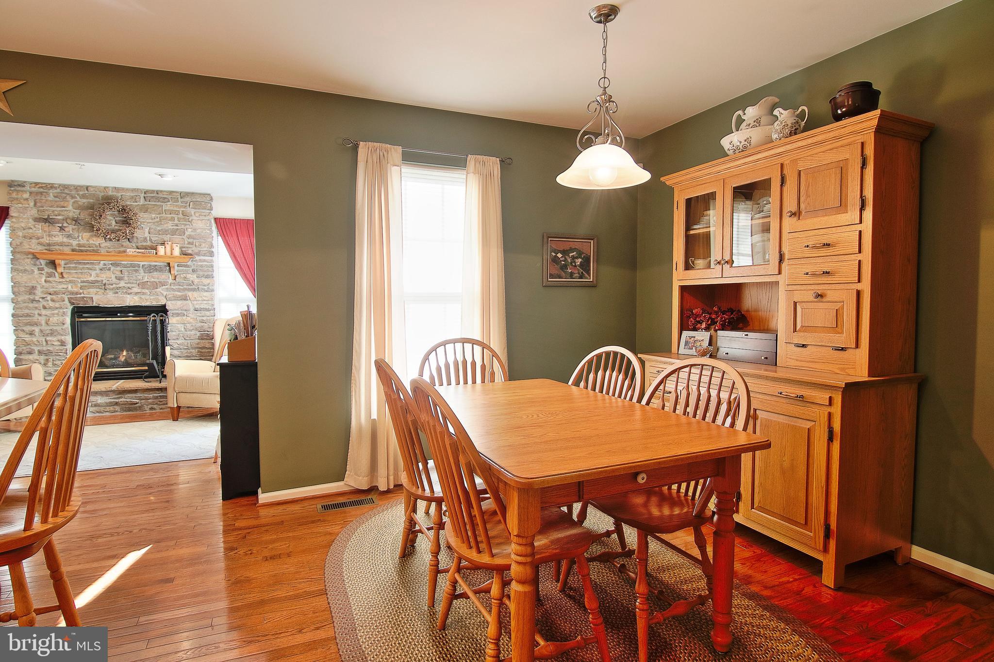 1406 Orchard View Road Reading, PA 19606 - Photo 10 of 25 Dining Room