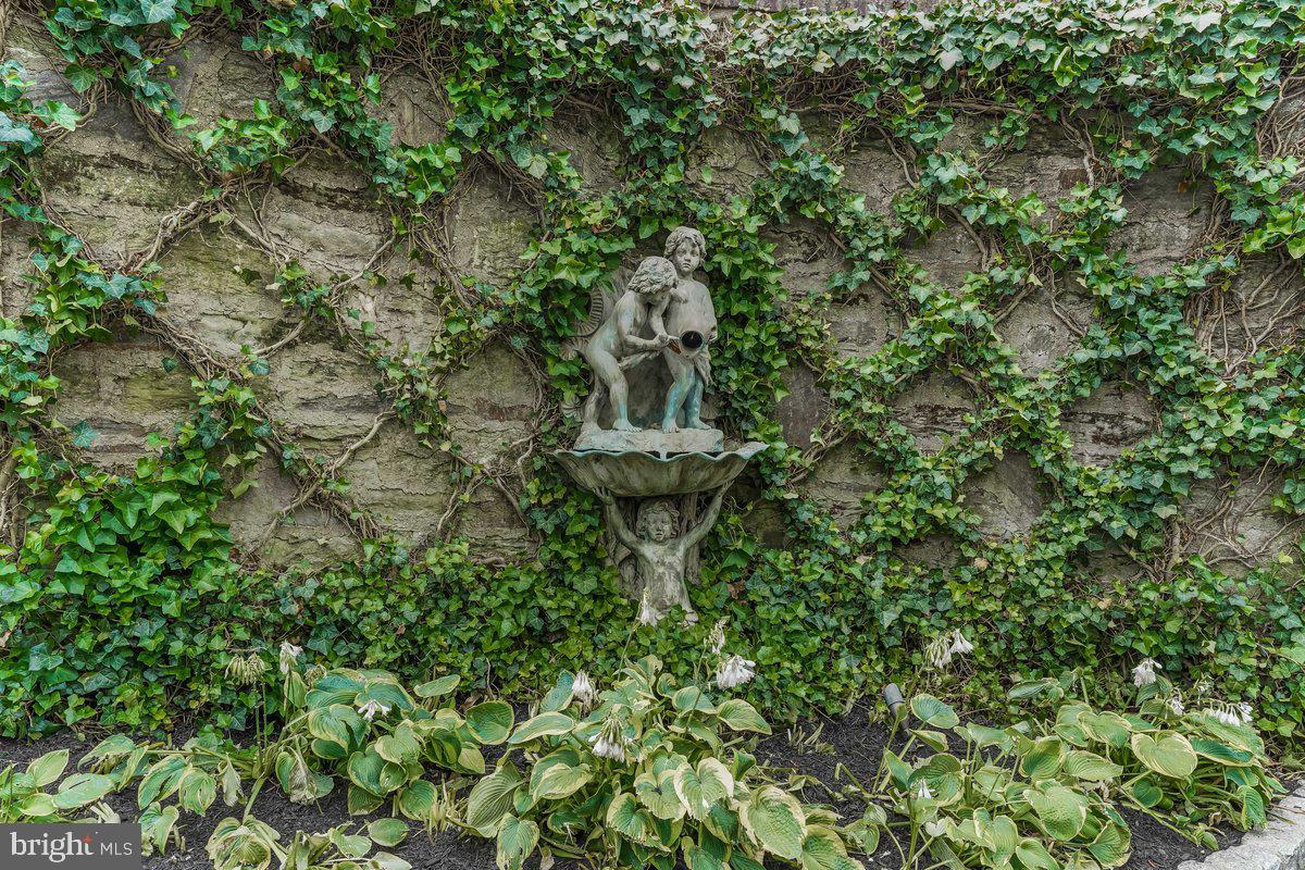 616 Clothier Road Wynnewood, PA 19096 - Photo 11 of 59