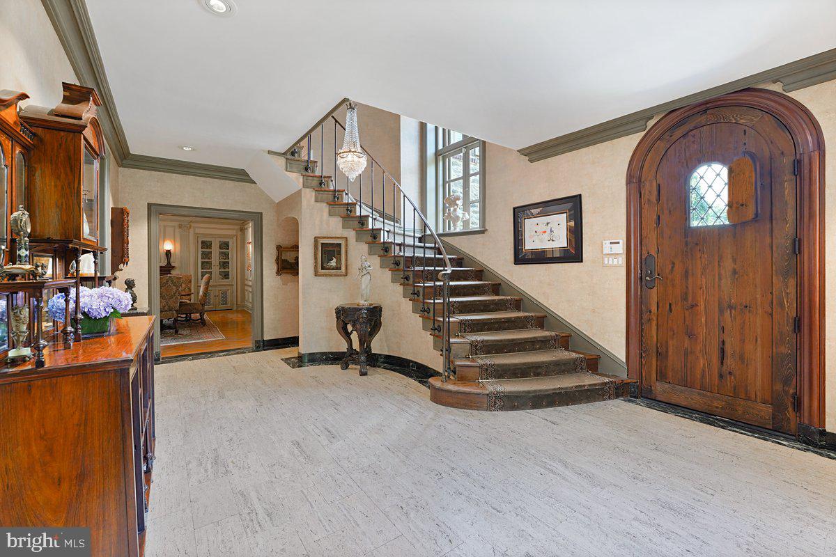 616 Clothier Road Wynnewood, PA 19096 - Photo 23 of 59