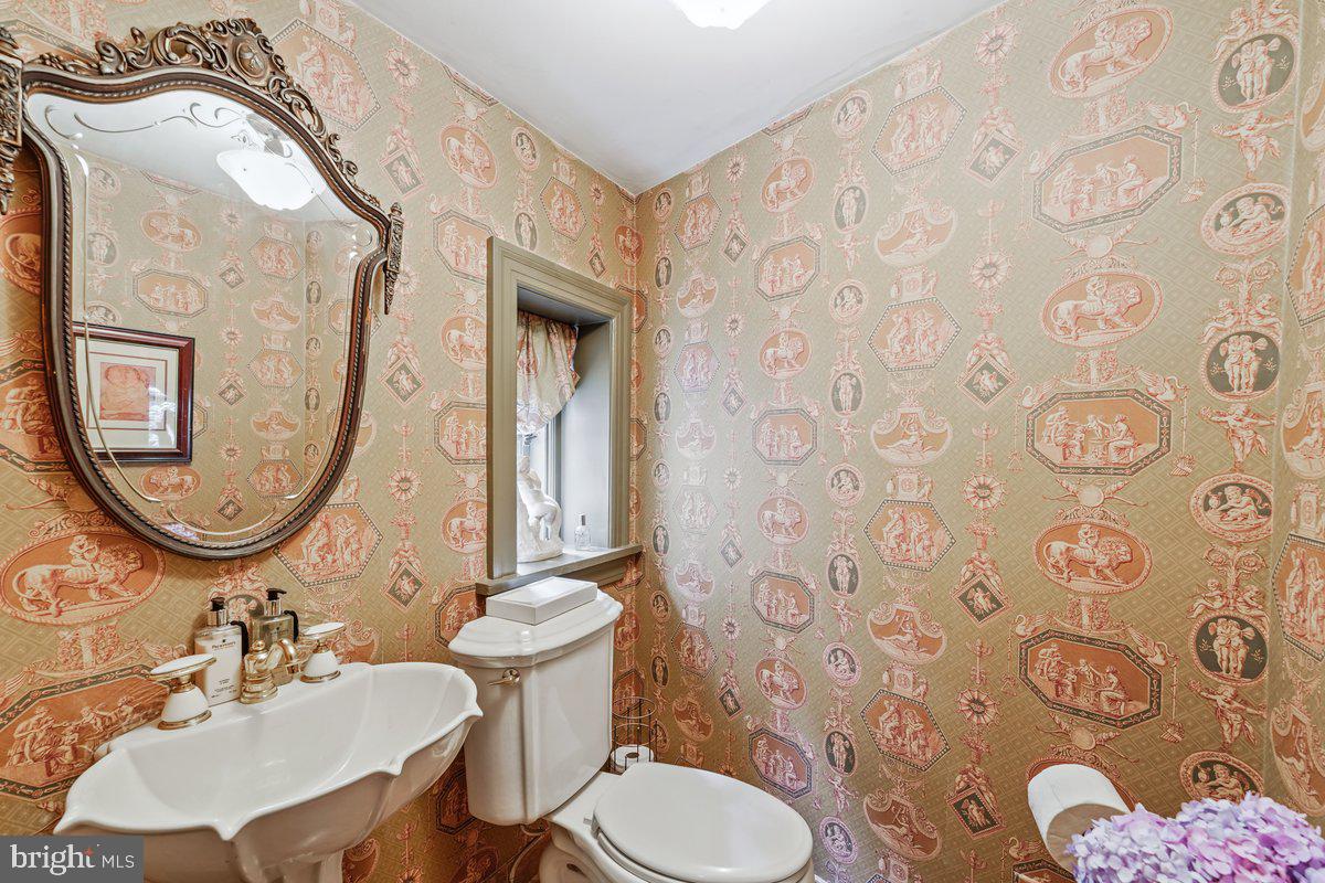 616 Clothier Road Wynnewood, PA 19096 - Photo 38 of 59