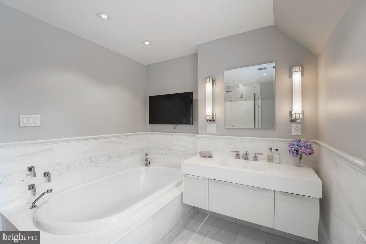 616 Clothier Road Wynnewood, PA 19096 - Photo 44 of 59