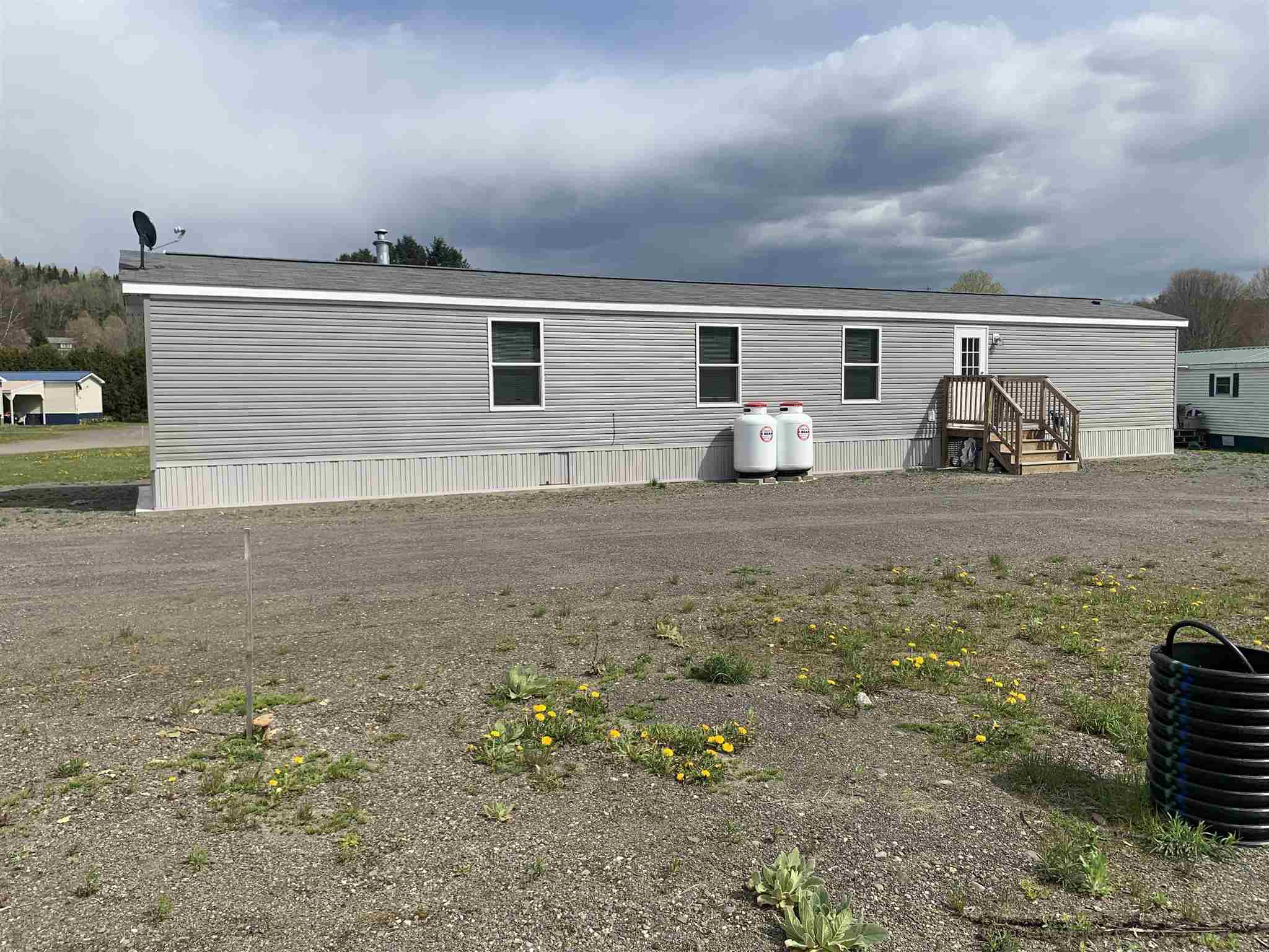 31 Pine Street Colebrook, NH 03576 - Photo 2 of 20